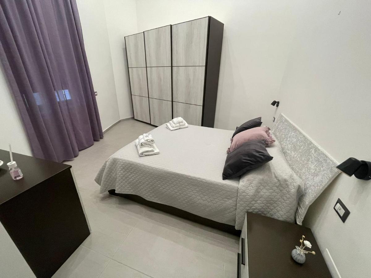 Casa Sofi Apartment เนเปิลส์ ภายนอก รูปภาพ