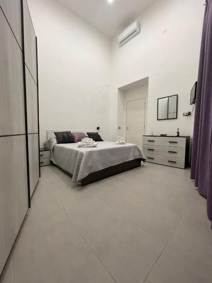 Casa Sofi Apartment เนเปิลส์ ภายนอก รูปภาพ